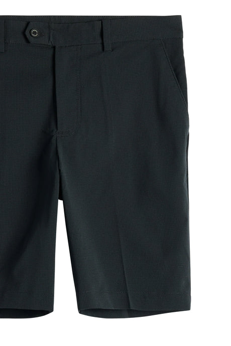 J.LINDEBERG Vent Golf Shorts – Men’s Lightweight Performance – Black