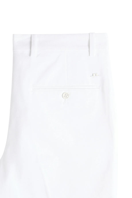 J.LINDEBERG Vent Golf Shorts – Men’s Lightweight Performance – White