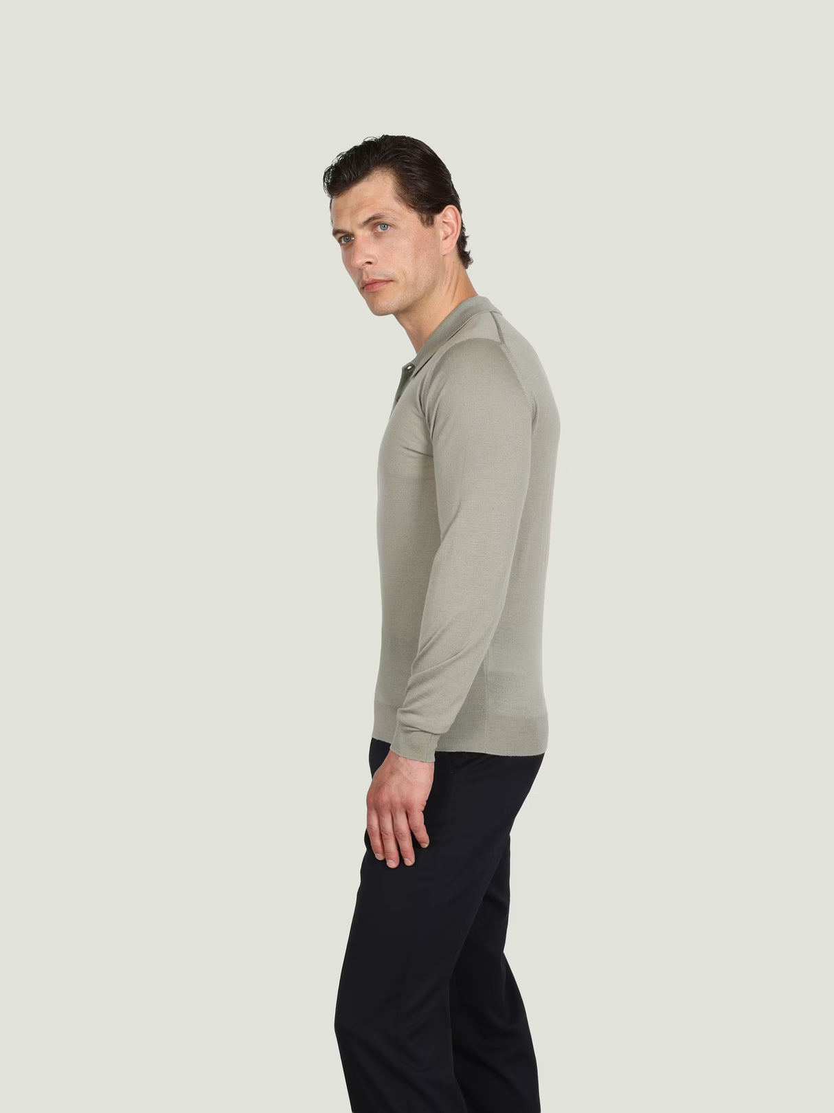 JOHN SMEDLEY Caverhill Long Sleeved Polo Shirt – Extra Fine Merino Wool – Thistle Dew