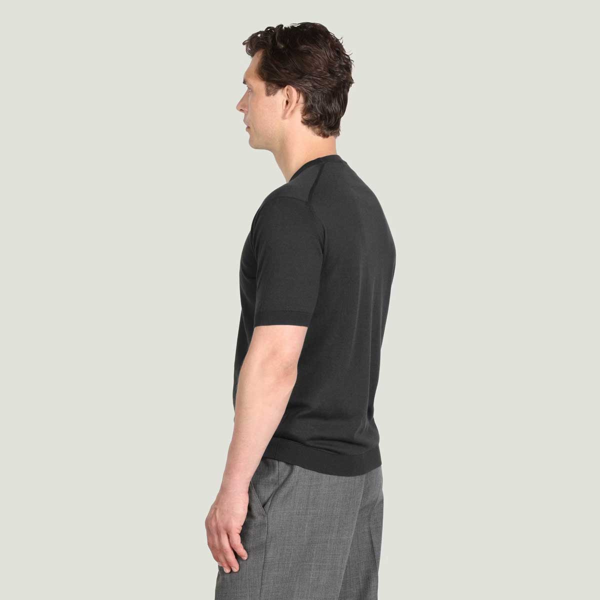 JOHN SMEDLEY Torin T-Shirt – Sea Island Cotton – Black