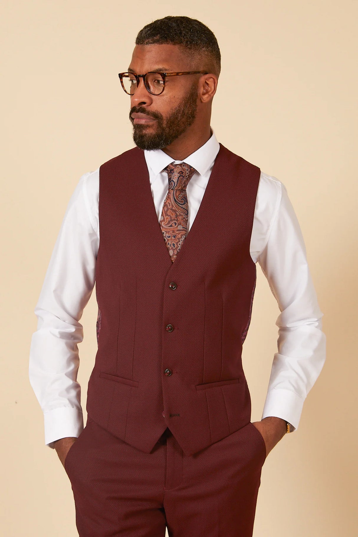 40% OFF - MARC DARCY Max Single Breasted Waistcoat - Wine - Size: UK 40