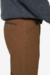 MEYER Chicago Canvas Look Chinos - 5627 Micro Structure Organic Cotton - Caramel