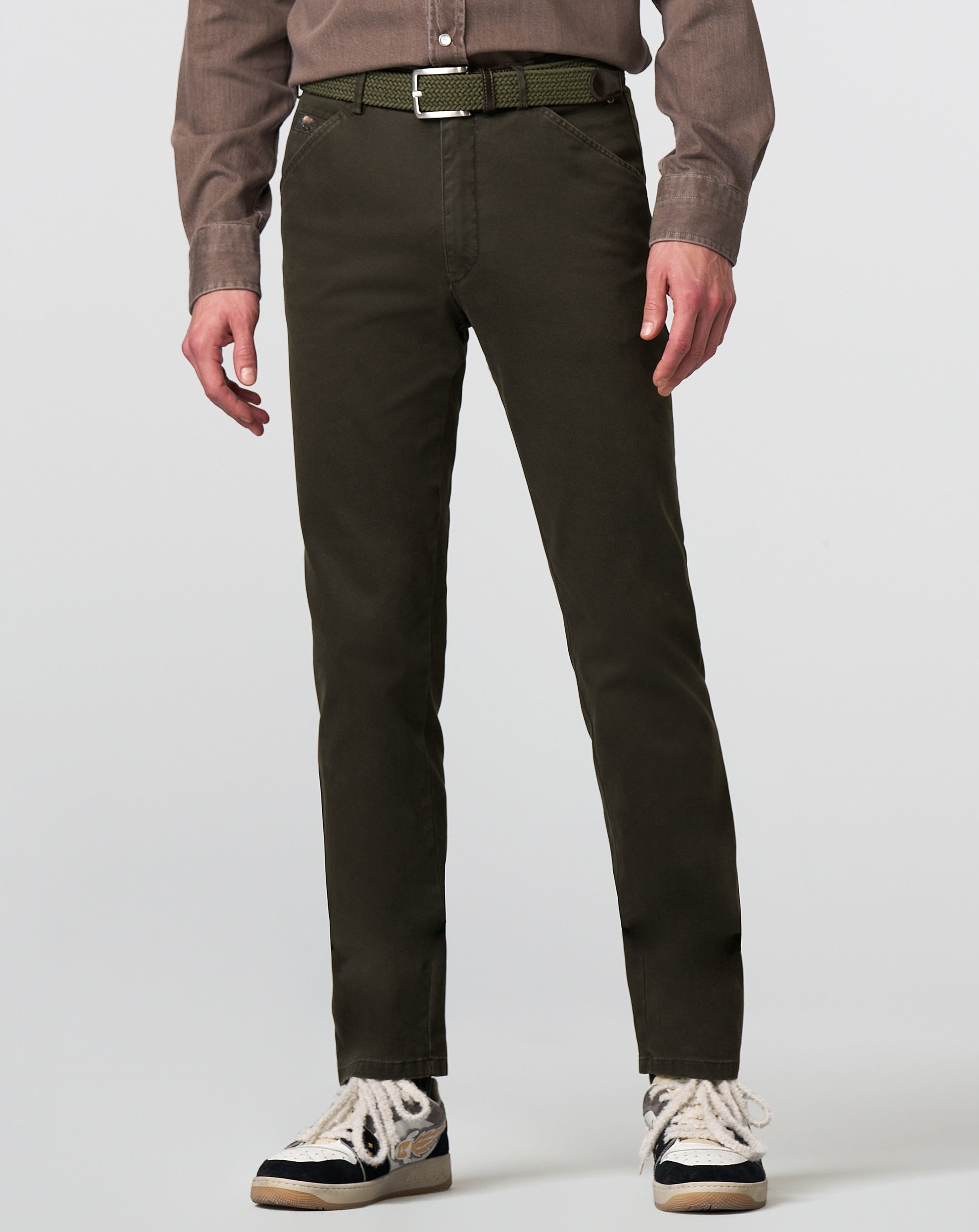 MEYER Chicago Trousers - 5613 Fine Micro Cotton Chinos - Laurel Green