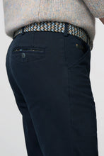 Load image into Gallery viewer, MEYER Chicago Trousers - 5613 Fine Micro Cotton Chinos - Navy Meyer
