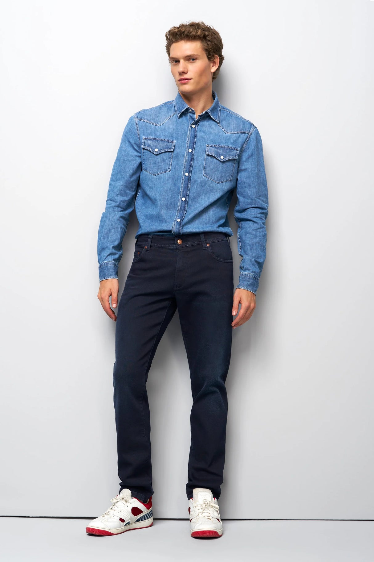 MEYER M5 Jeans – 6267 Modern Fit – Hand-Finished Organic Denim – Dark Blue