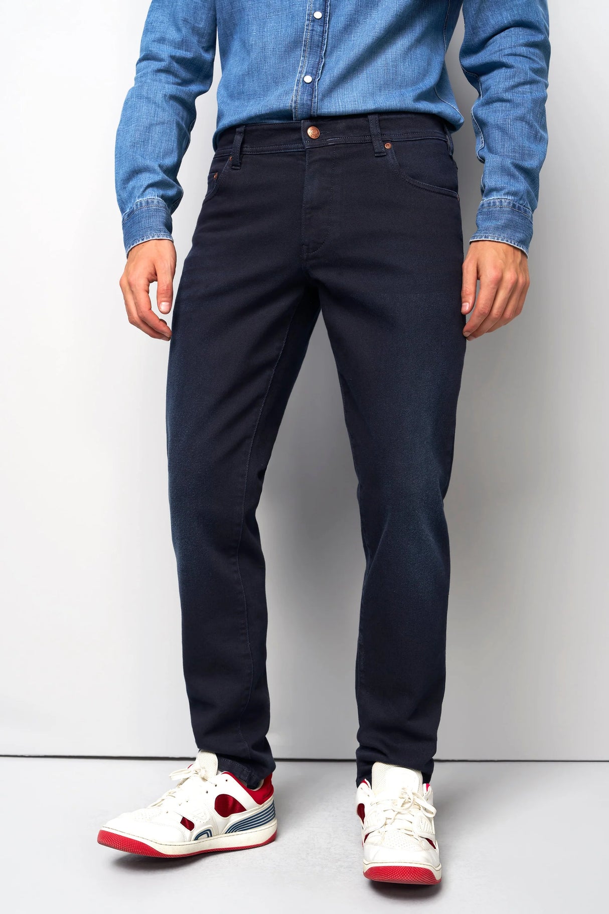 MEYER M5 Jeans – 6267 Modern Fit – Hand-Finished Organic Denim – Dark Blue