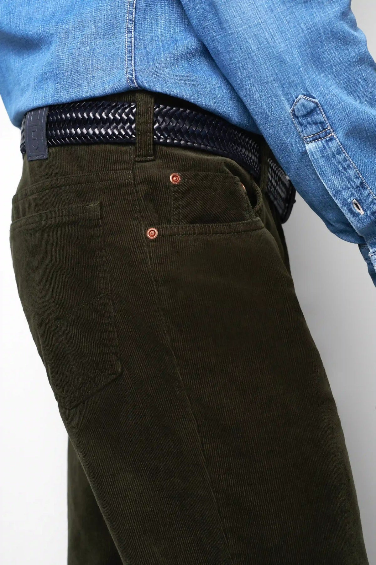 MEYER M5 6599 Fine Cord Organic Cotton Stretch Chinos - Dark Green