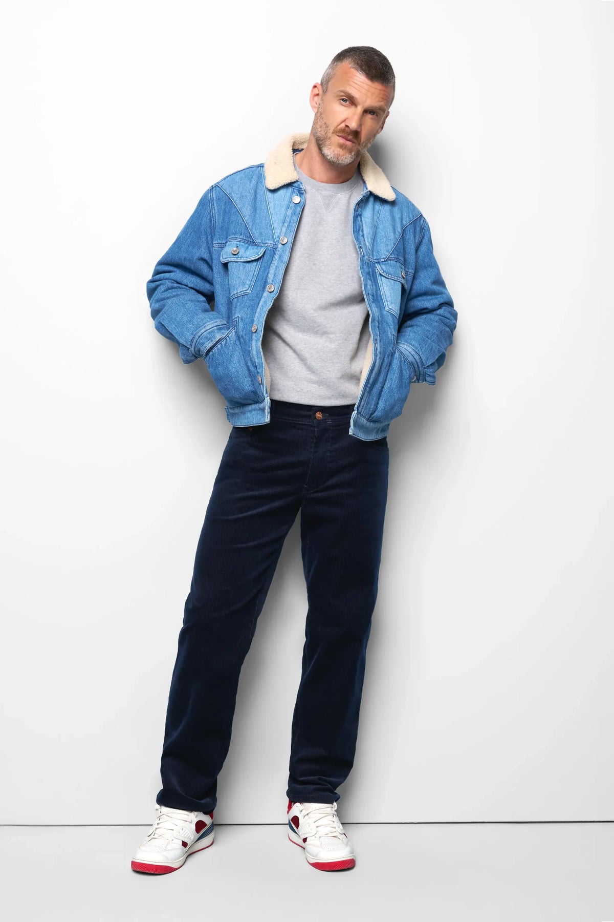 MEYER M5 6599 Fine Cord Organic Cotton Stretch Chinos - Navy