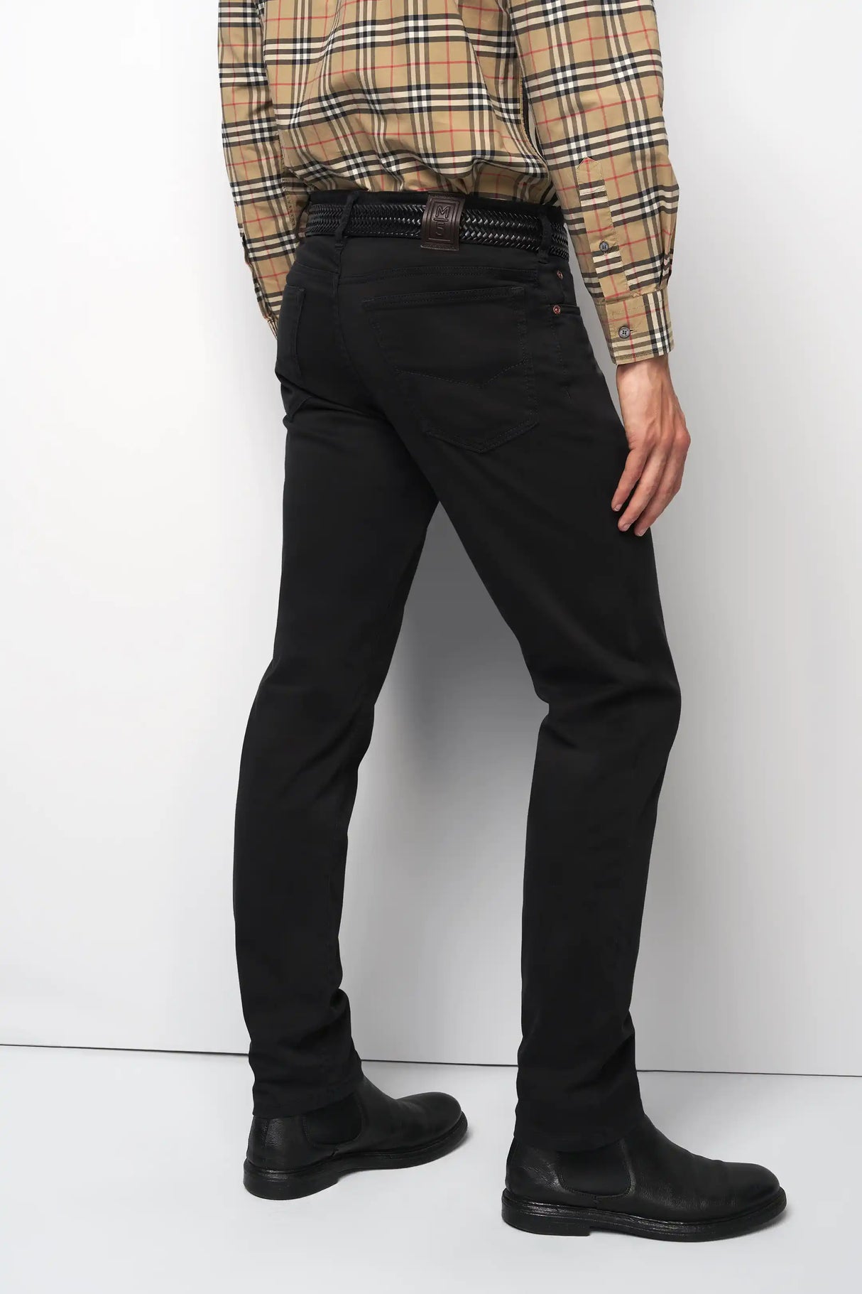 MEYER M5 Jeans – 6106 High Performance Satin Cotton Chinos – Black