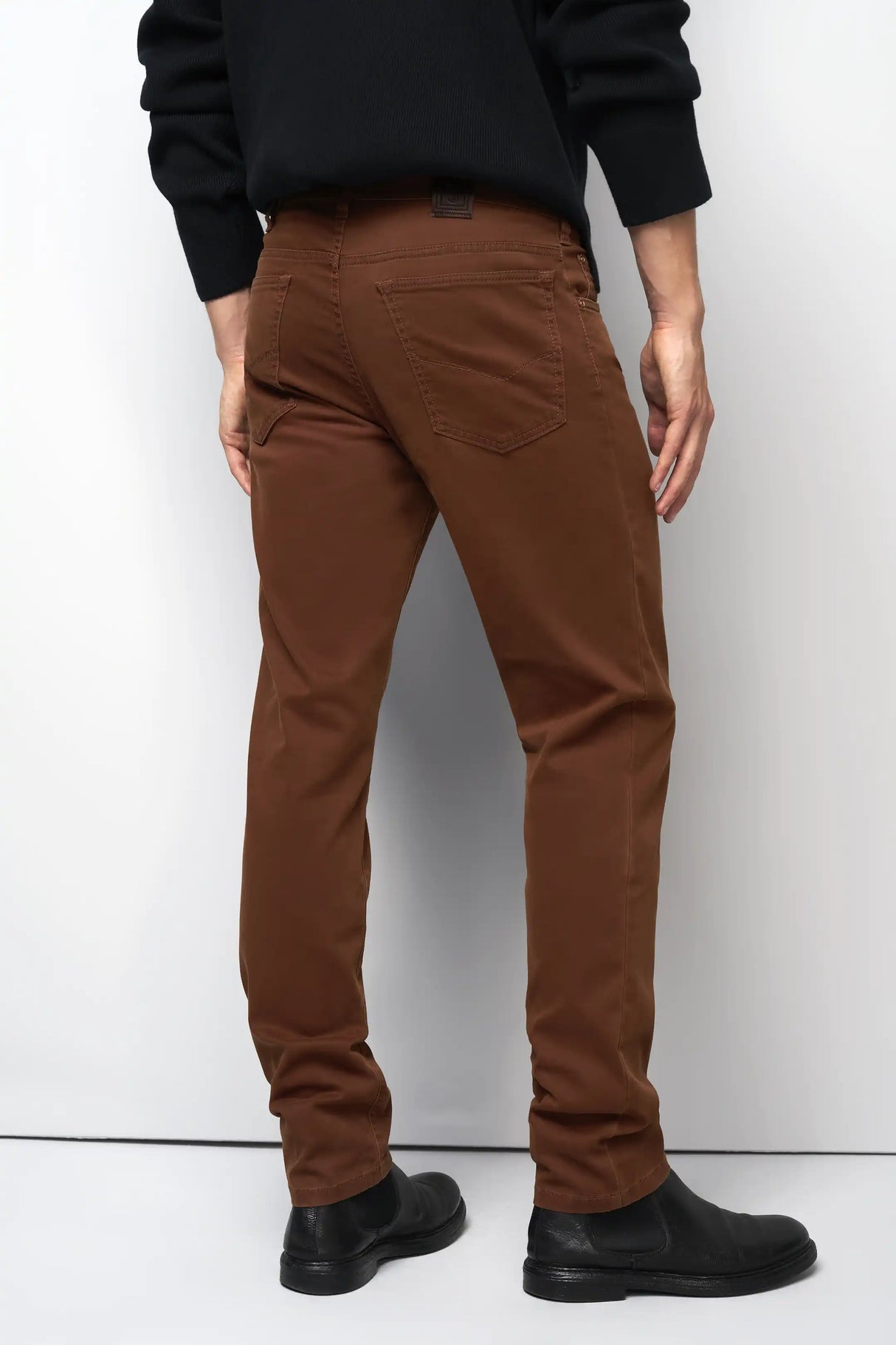 MEYER M5 Jeans – 6106 High Performance Satin Cotton Chinos – Rust