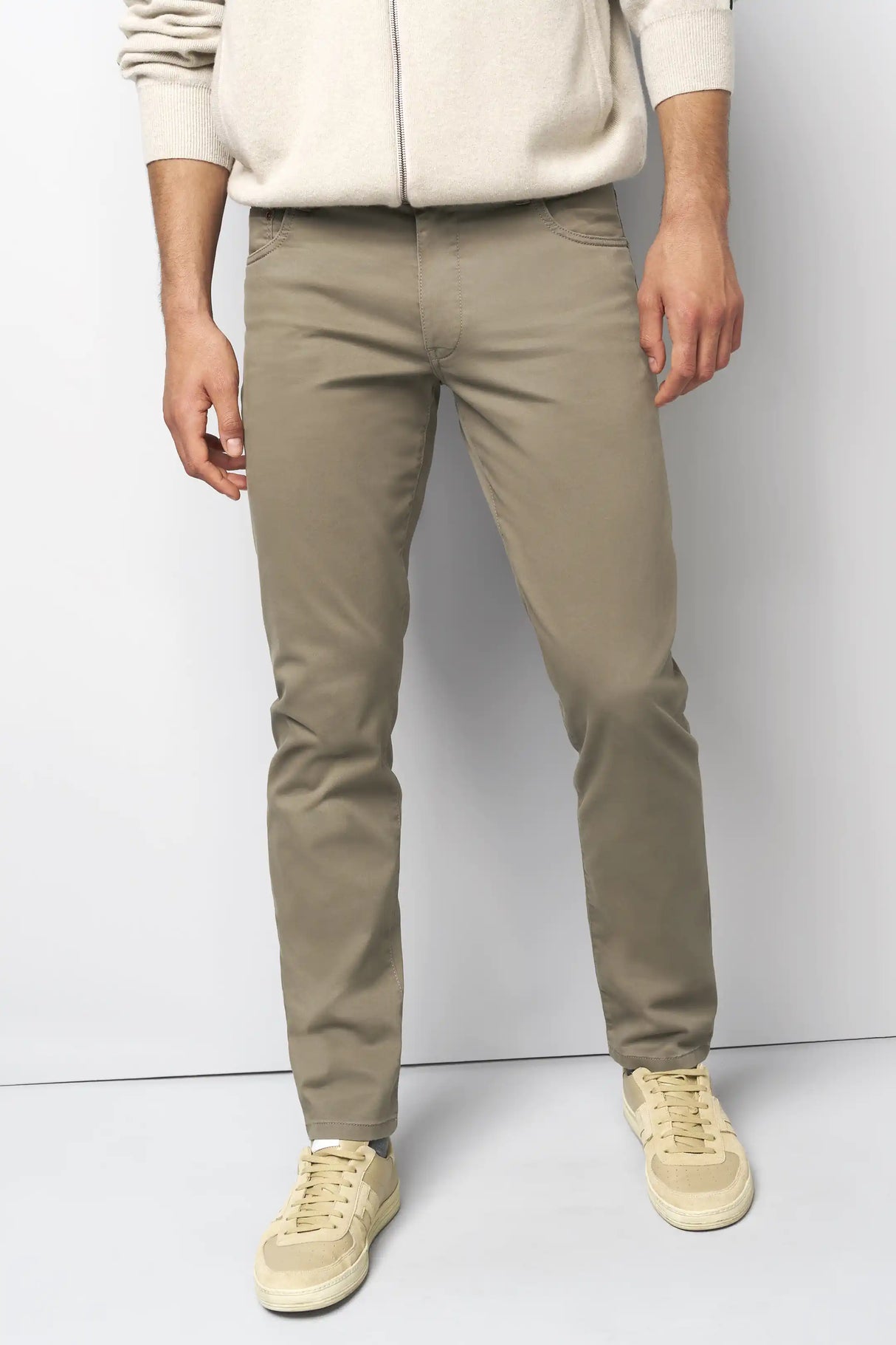 MEYER M5 Jeans – 6106 High Performance Satin Cotton Chinos – Stone