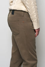 Load image into Gallery viewer, MEYER M5 Jeans - 6188 Cotton Twill Chinos - Stone Meyer
