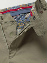 Load image into Gallery viewer, MEYER Trousers - Roma 3001 Summer-Weight Fairtrade Cotton Chinos - Olive
