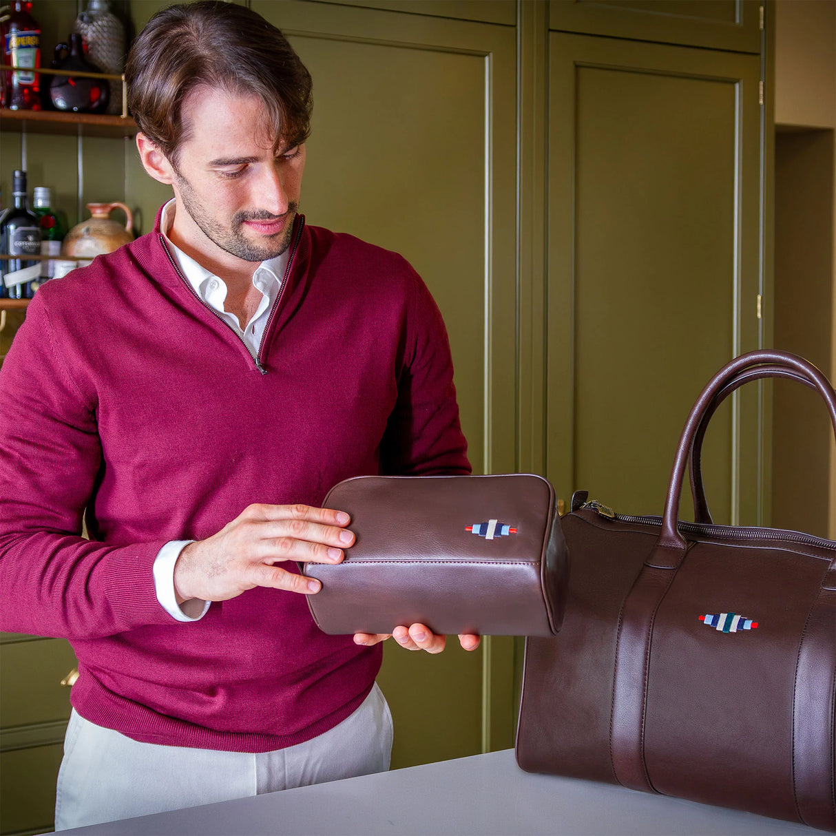 PAMPEANO Hombre Washbag - Brown Leather - Multi