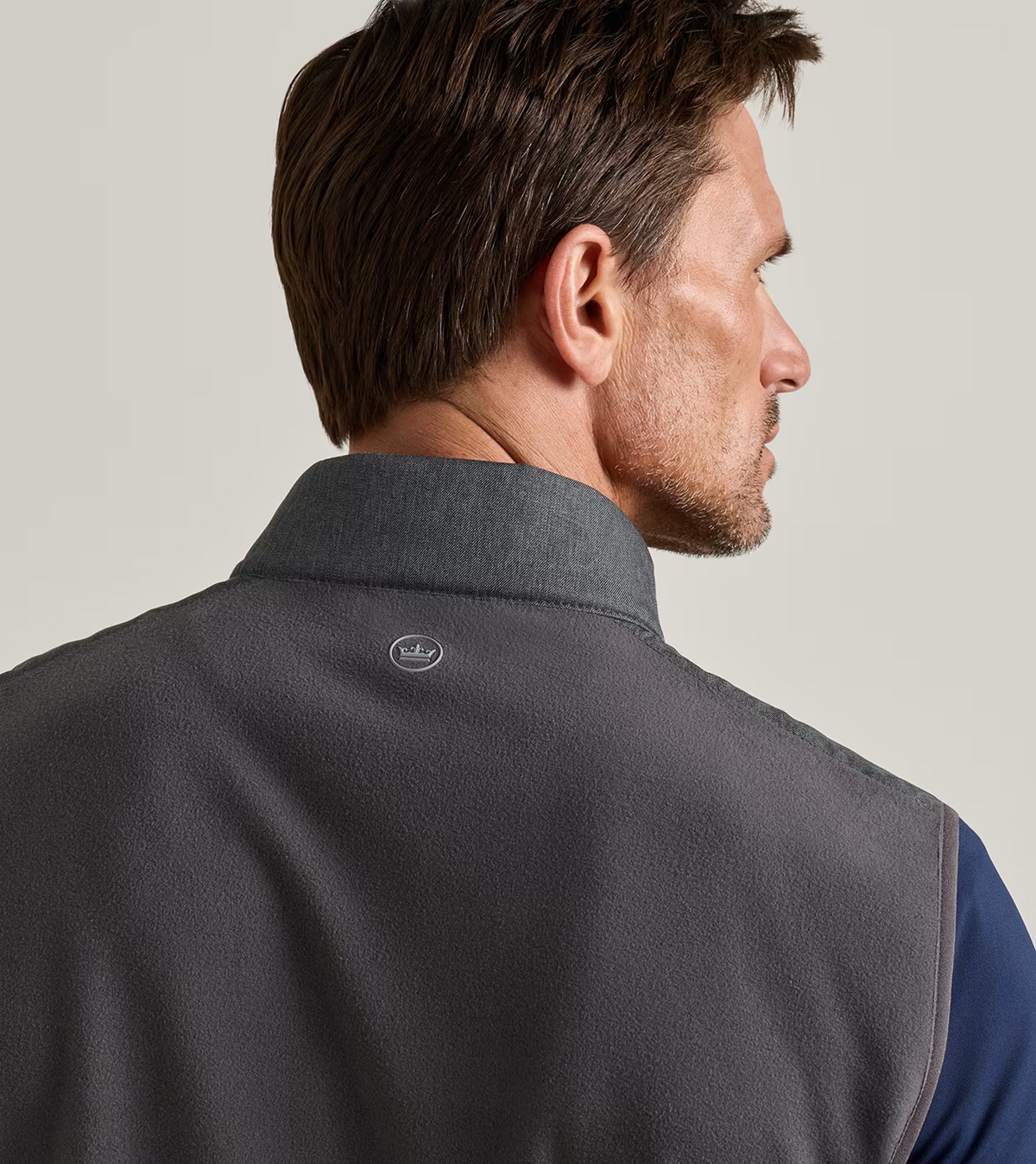 Peter Millar Parks Hybrid Gilet in Iridium - back neck logo detail