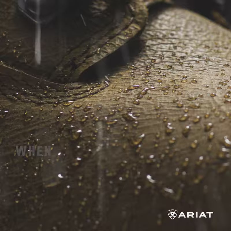 Ariat DRYSHIELD™: Waterproof construction with full-grain leathers, delivering durability and dryness.