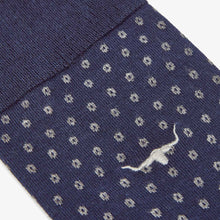 Load image into Gallery viewer, RM WILLIAMS Nelson Men&#39;s Cotton Socks - Navy &amp; Grey Spots
