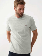 Load image into Gallery viewer, RM WILLIAMS Parson T-Shirt - Men&#39;s Crew Neck - Grey Marle
