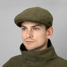 Load image into Gallery viewer, SEELAND Hillside Sixpence Flat Cap - Moss Green
