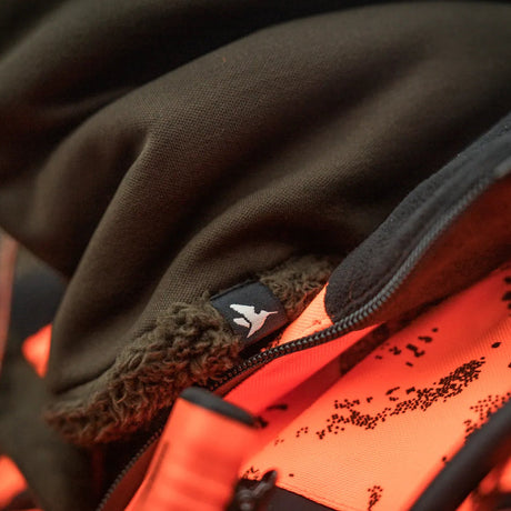 SEELAND Iron Neckgaiter - Pine Green - fabric detail