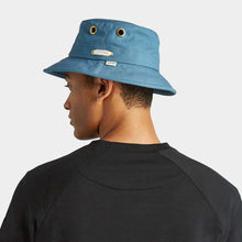 Load image into Gallery viewer, TILLEY Iconic T1 Bucket Hat - Denim Blue
