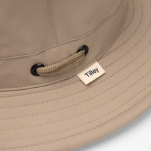 Load image into Gallery viewer, TILLEY LTM5 AIRFLO Slim Brim - Taupe
