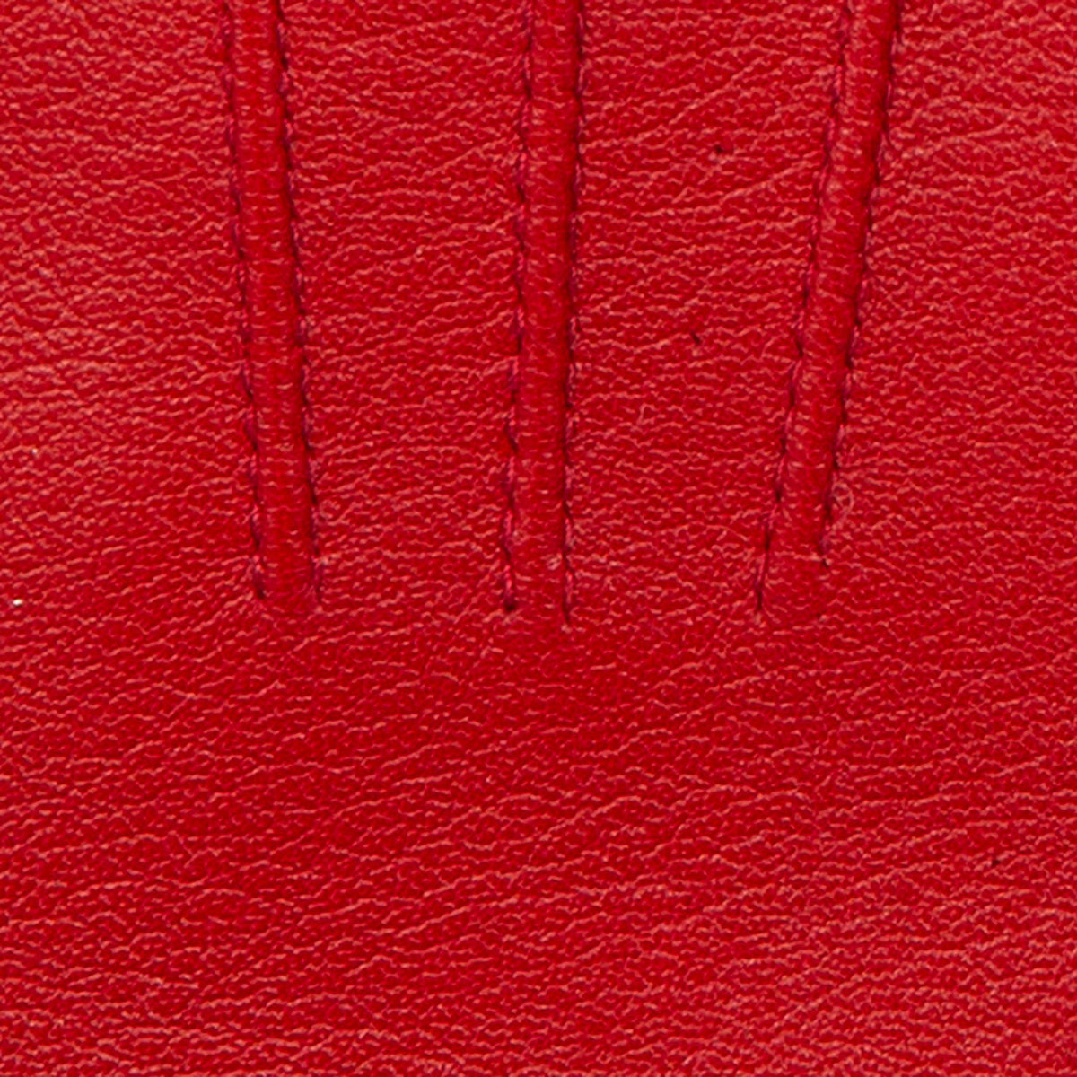 DENTS women’s three-point lined leather gloves in berry – stitching detail