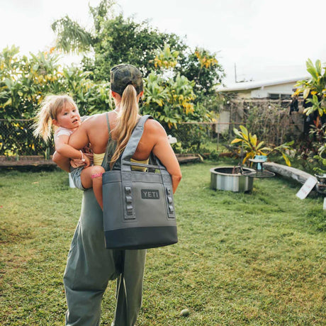 YETI Camino 20 Carryall Tote Bag - Storm Grey