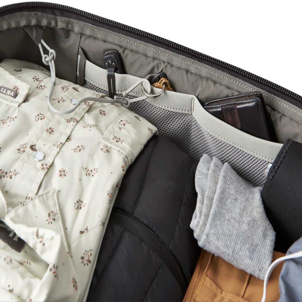 YETI Crossroads 40L Travel Duffel Bag - Black