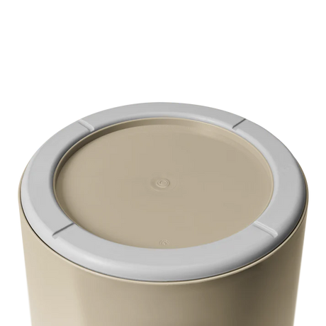 YETI Loadout 5 Gallon Bucket - Tan