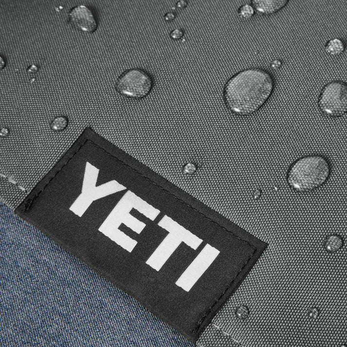 YETI Lowlands Blanket - Navy
