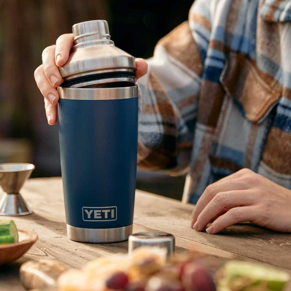 YETI Rambler 20oz Cocktail Shaker - Navy