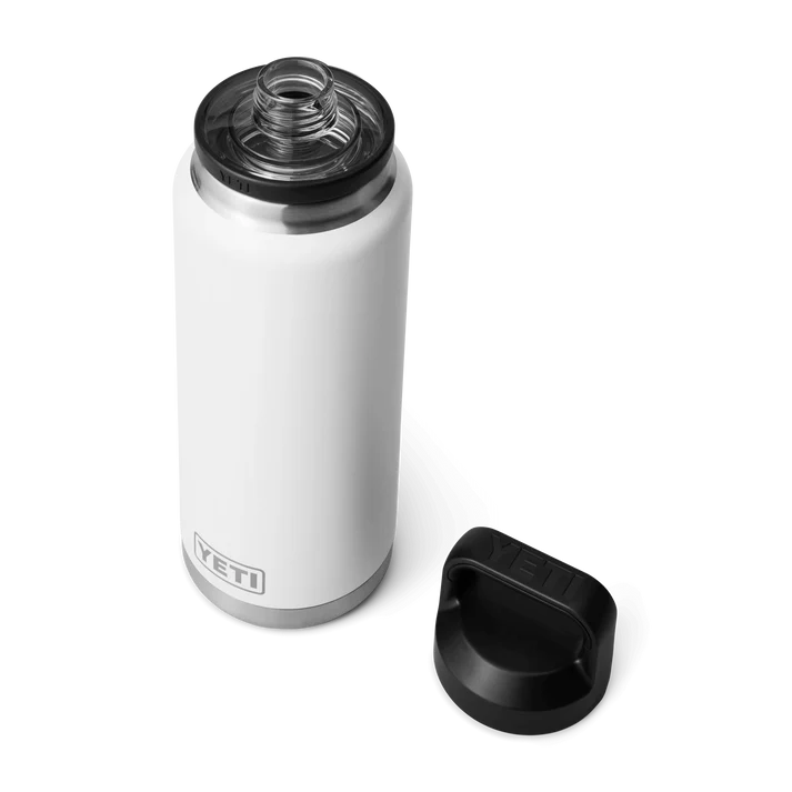 YETI Rambler 26 OZ (769ml) Bottle With Chug Cap - White