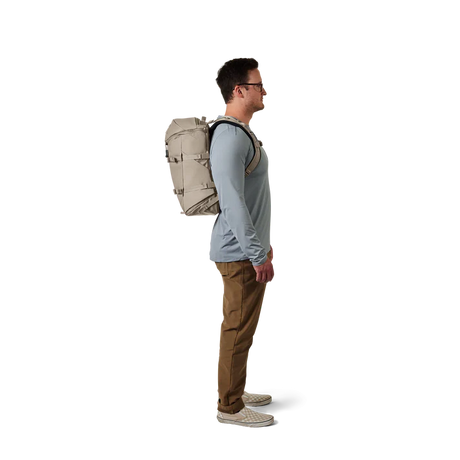 YETI Ranchero Backpack 22L - Cape Dark Taupe