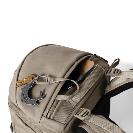 YETI Ranchero Backpack 22L - Cape Dark Taupe