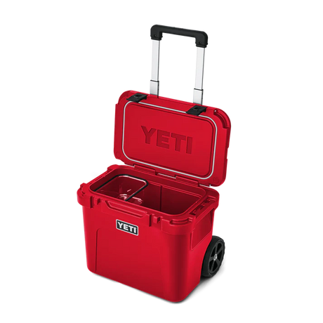 YETI Roadie 32 Wheeled Cooler Box - Rescue Red