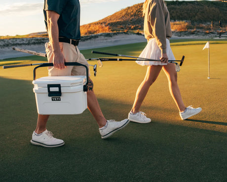 YETI Roadie 8 Cooler Box – White