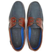 Load image into Gallery viewer, CHATHAM Mens Bermuda II G2 Leather Boat Shoes - Navy/Seahorse
