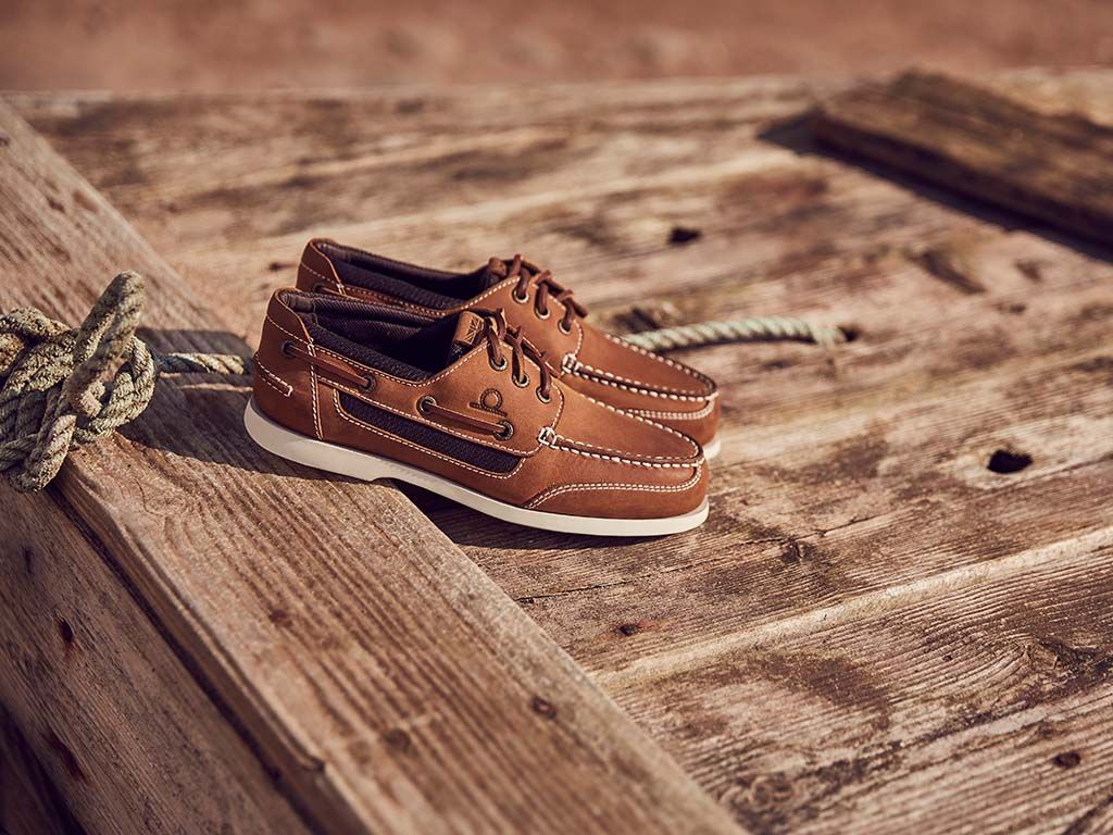 CHATHAM Mens Buton G2 Leather Boat Shoes - Walnut/Gum