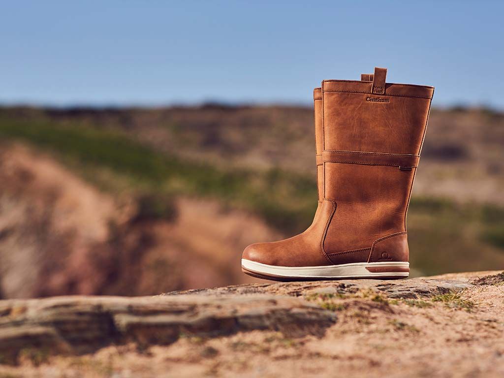 CHATHAM Mens Solor G2 Leather Sailing Boots Walnut A Farley