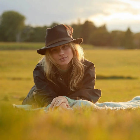 HICKS & BROWN Ladies Suffolk Fedora Hat - Gamebird Feather - Dark Brown Hicks and Brown