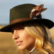 Load image into Gallery viewer, HICKS &amp; BROWN Ladies Suffolk Fedora Hat - Gamebird Feather - Olive
