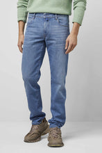 Load image into Gallery viewer, MEYER M5 Jeans - 6209 Regular Fit - Fairtrade Stretch Denim - Light Blue
