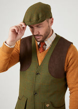 Load image into Gallery viewer, ALAN PAINE Combrook Mens Tweed Flat Cap - Maple
