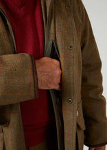 Load image into Gallery viewer, ALAN PAINE Combrook Mens Shooting Field Coat - Hawthorn
