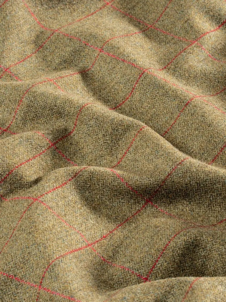 ALAN PAINE Combrook Mens Shooting Waistcoat - Sage – fabric detail.