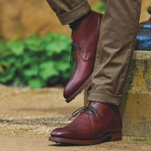 Load image into Gallery viewer, Barker Orkney Chukka Boots Dainite Sole - Cherry Grain
