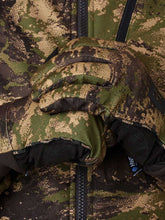 Load image into Gallery viewer, HARKILA Deer Stalker Camo HWS Gloves - AXIS MSP Forest
