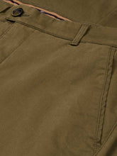 Load image into Gallery viewer, HARKILA Norberg Chinos - Mens - Olive
