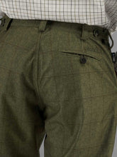 Load image into Gallery viewer, HARKILA Stornoway Shooting Breeks - Mens - Willow Green
